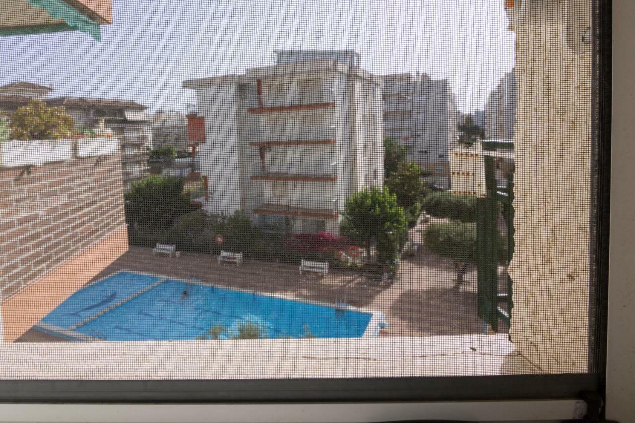 Apartment 4